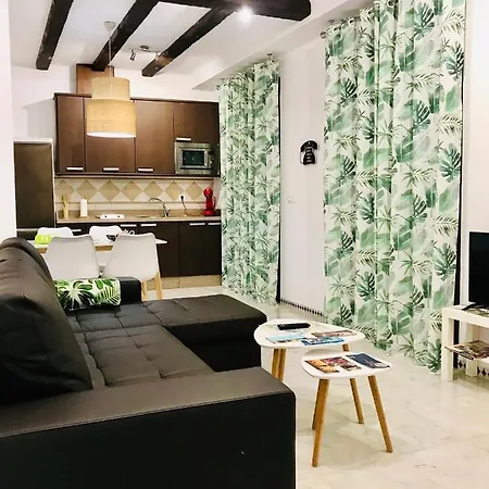 Apartment Duplex Con Encanto En Centro Historico De Cordoba. La Corredera. *