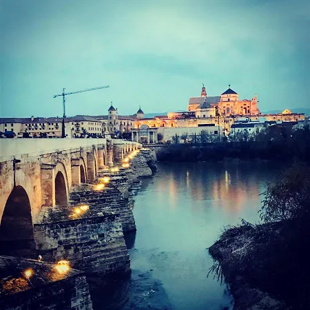 Duplex Con Encanto En Centro Historico De Cordoba. La Corredera. *